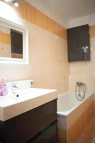 Pronájem bytu 2+kk, Praha - Uhříněves, Václava Trojana, 46 m2