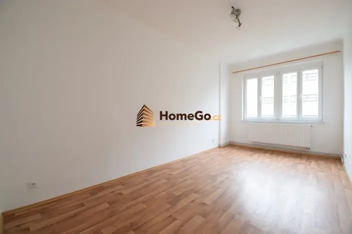 Pronájem bytu 2+1, Praha - Nusle, U gymnázia, 54 m2