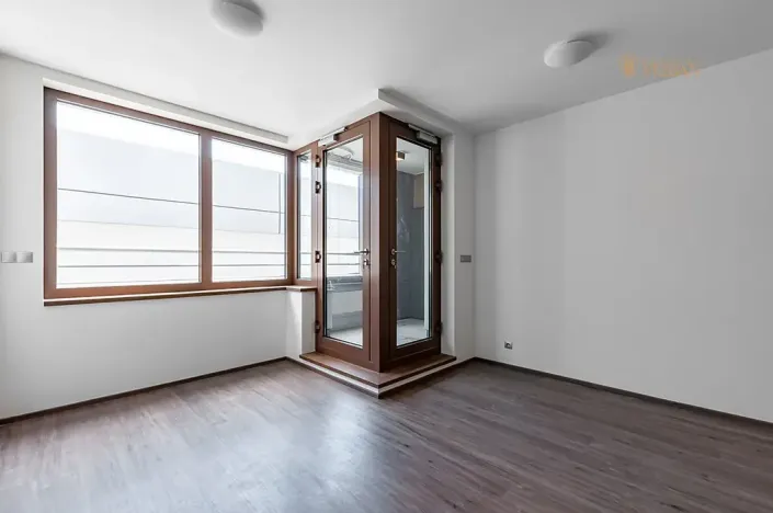 Prodej bytu 1+kk, Praha - Vysočany, Bassova, 28 m2