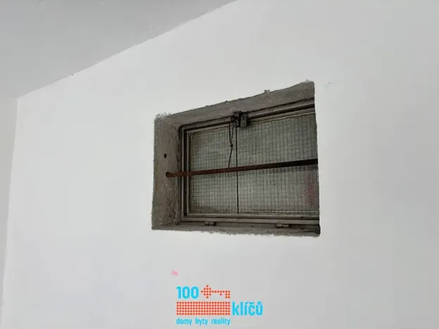 Pronájem garáže, Praha - Braník, Vrbova, 19 m2