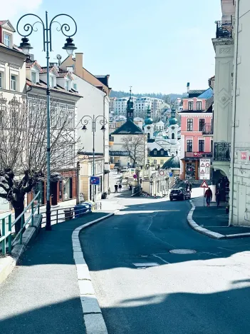 Prodej bytu 4+kk, Karlovy Vary, Zámecký vrch, 177 m2