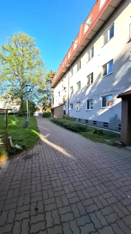 Pronájem bytu 3+1, Praha - Kobylisy, Vršní, 64 m2