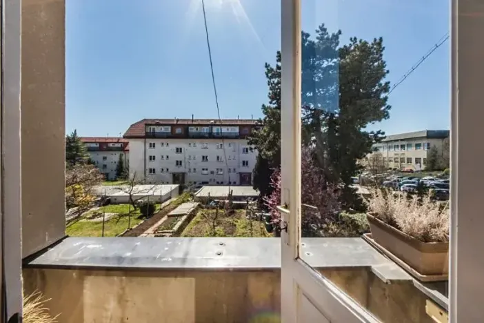 Pronájem bytu 2+kk, Praha - Břevnov, U třetí baterie, 46 m2