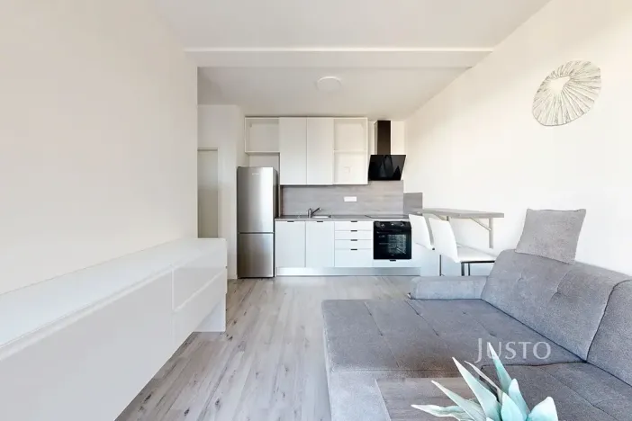 Pronájem bytu 1+kk, České Budějovice, Vrbenská, 32 m2