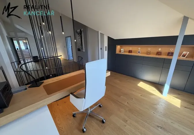 Prodej rodinného domu, Slatinky, 258 m2