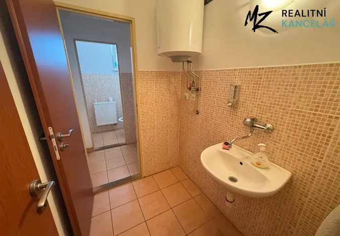 Prodej komerční nemovitosti, Přerov, 9. května, 608 m2