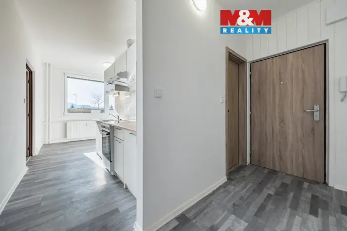 Prodej bytu 4+1, Volary, Sídl. Míru, 80 m2