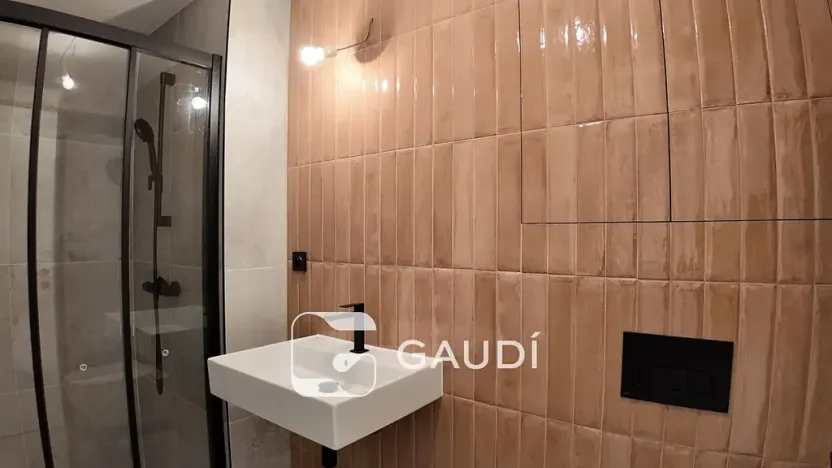 Prodej bytu 1+kk, Praha, Mezitraťová, 32 m2