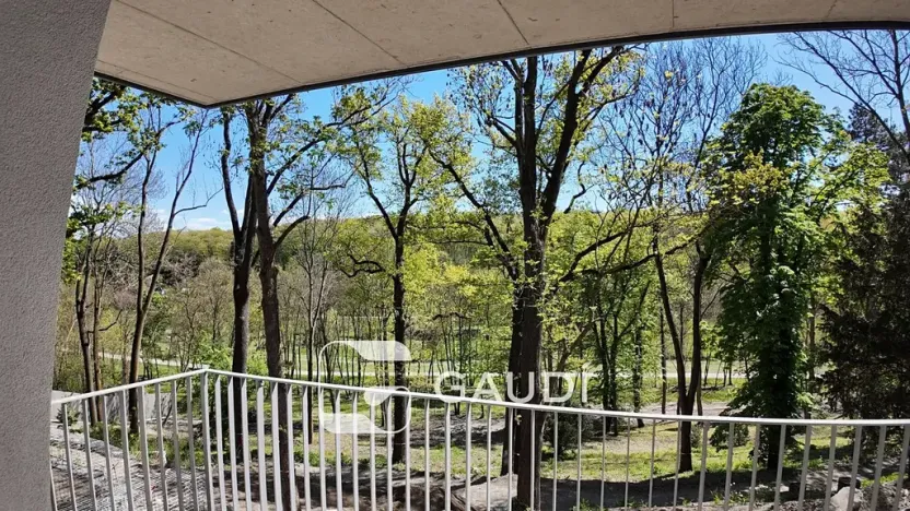 Prodej bytu 1+kk, Praha, Mezitraťová, 32 m2