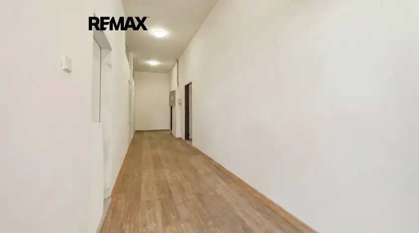 Pronájem obchodního prostoru, Nový Bor, Tř. T. G. Masaryka, 110 m2