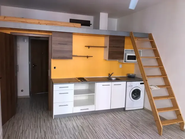Pronájem bytu 1+kk, Brno, Štěpánská, 26 m2