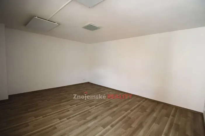 Pronájem bytu 2+1, Znojmo, Kollárova, 55 m2