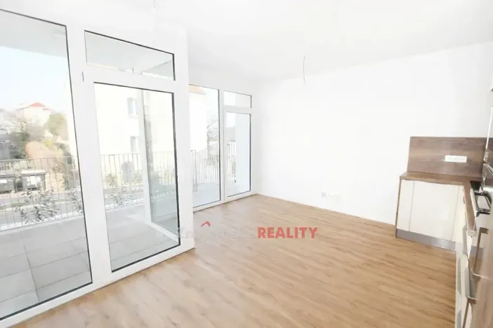 Pronájem bytu 2+kk, Znojmo, Jarošova, 45 m2