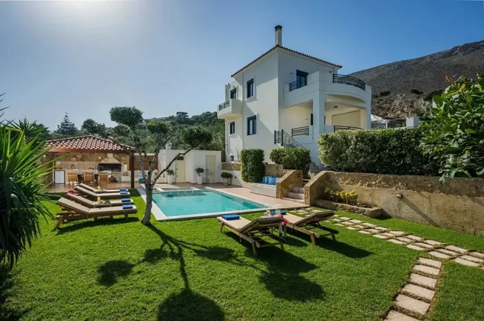 Prodej rodinného domu, Afráta, Řecko, 200 m2