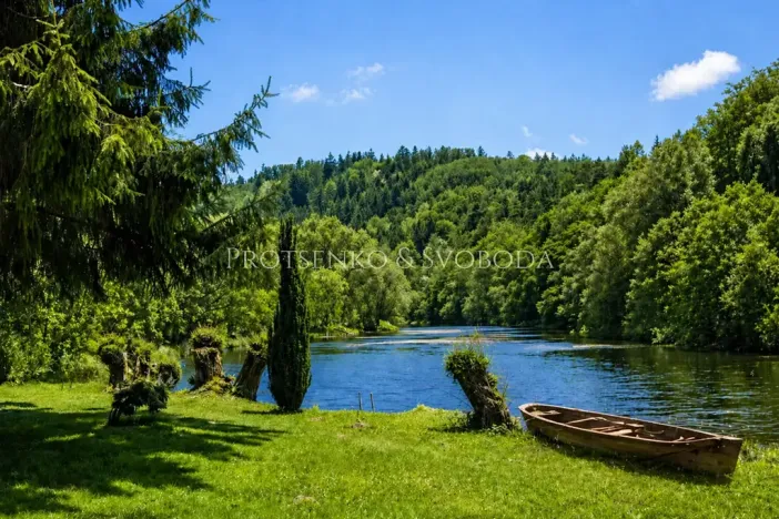 Prodej rodinného domu, Samopše, 642 m2