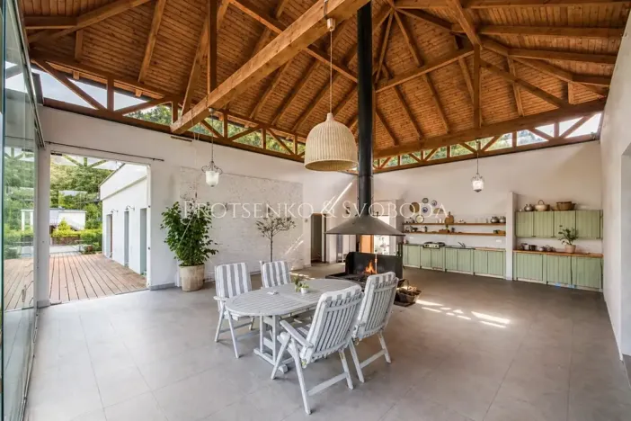 Prodej rodinného domu, Samopše, 642 m2