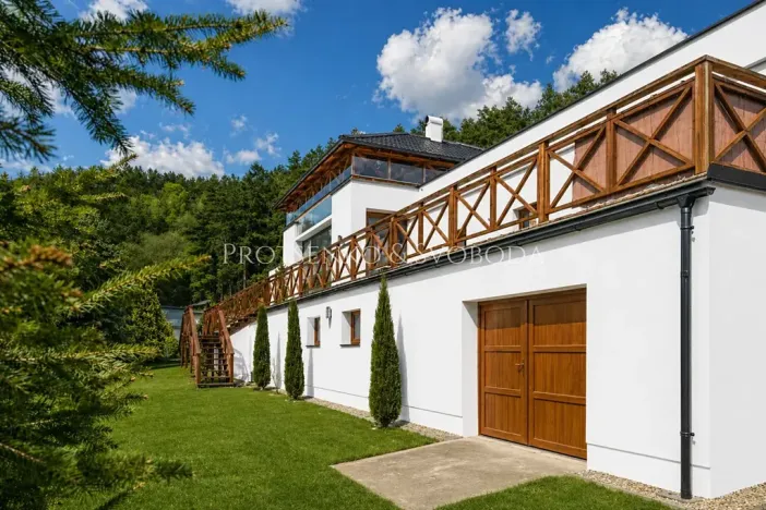 Prodej rodinného domu, Samopše, 642 m2