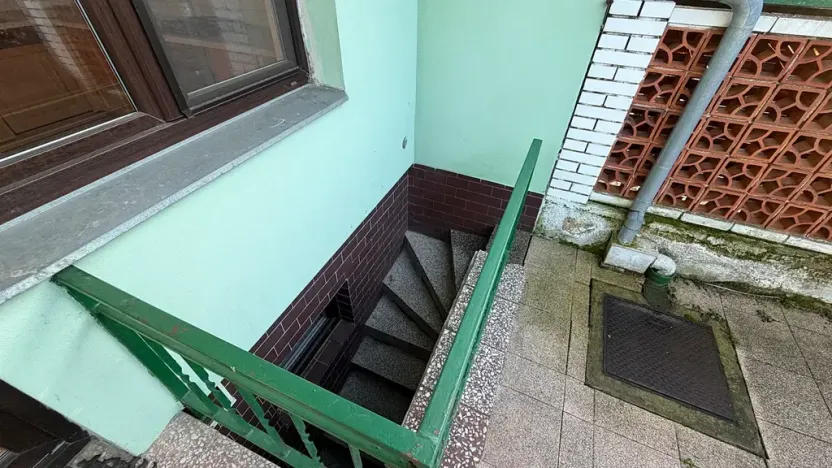 Prodej rodinného domu, Hrušovany nad Jevišovkou, 300 m2