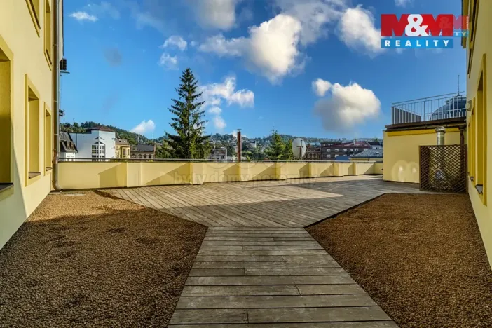 Pronájem bytu 2+kk, Jablonec nad Nisou, Anenské náměstí, 62 m2