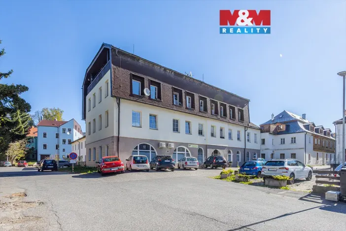 Pronájem obchodního prostoru, Nový Bor, Tržní náměstí, 53 m2