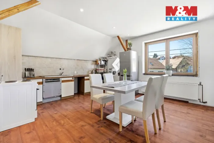 Prodej rodinného domu, Železný Brod - Bzí, 313 m2