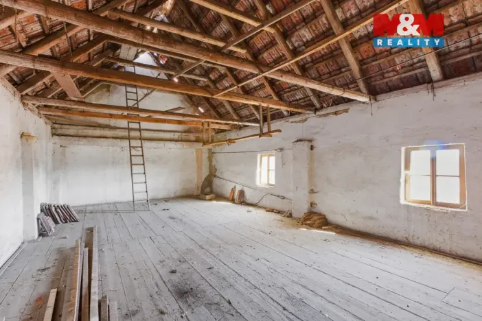 Prodej zemědělské usedlosti, Kněževes, Pražská, 90 m2
