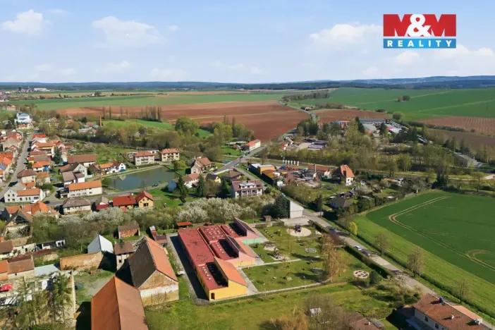 Prodej zemědělské usedlosti, Kněževes, Pražská, 90 m2