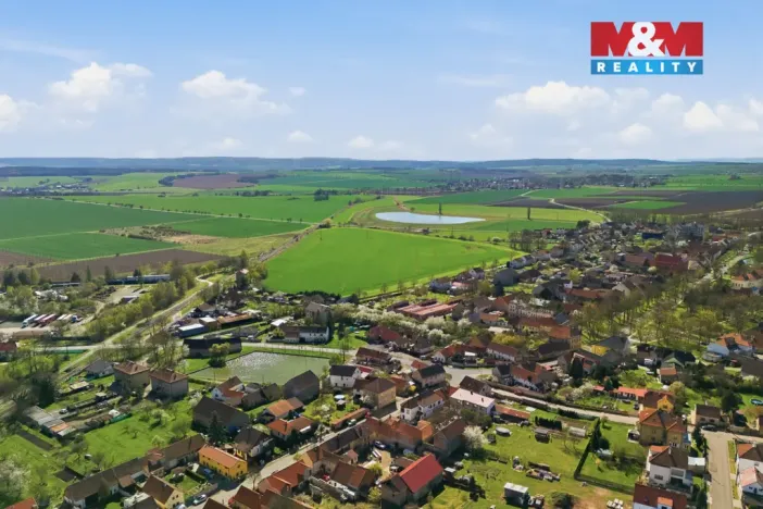 Prodej zemědělské usedlosti, Kněževes, Pražská, 90 m2