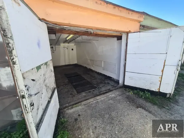 Pronájem garáže, Uherský Brod, Šumická, 18 m2