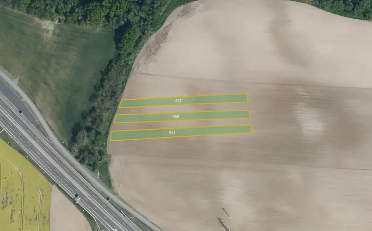 Prodej pole, Ostrov, 33016 m2