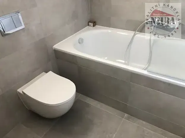 Pronájem rodinného domu, Bystřice, 144 m2