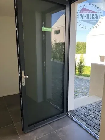 Pronájem rodinného domu, Bystřice, 144 m2