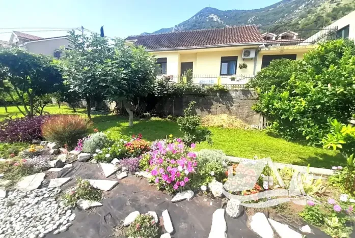 Prodej rodinného domu, Prčanj, Černá Hora, 70 m2