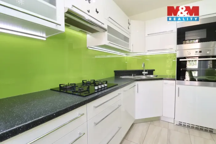 Pronájem bytu 2+1, Ostrov, S. K. Neumanna, 66 m2