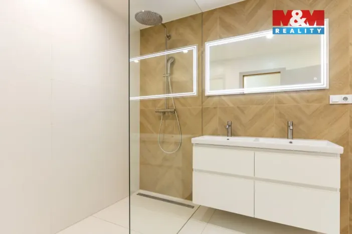 Prodej bytu 3+kk, Ostrava - Radvanice, Dvořáčkova, 100 m2