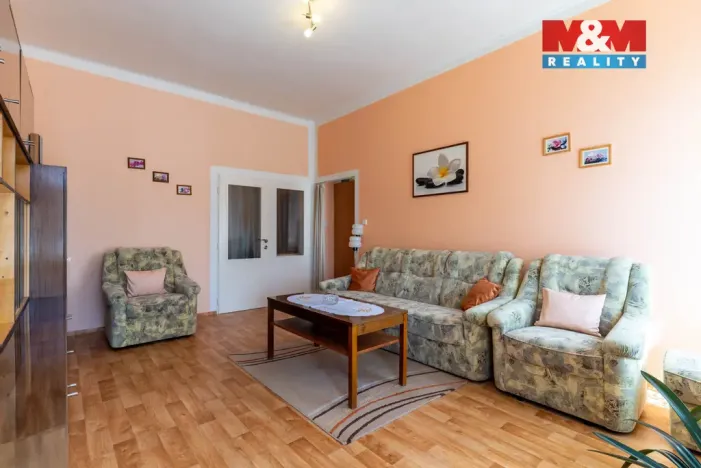 Prodej bytu 3+1, Kroměříž, Husovo náměstí, 92 m2