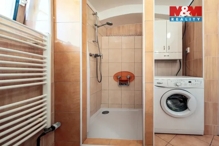 Prodej rodinného domu, Divišov, Horní náměstí, 213 m2