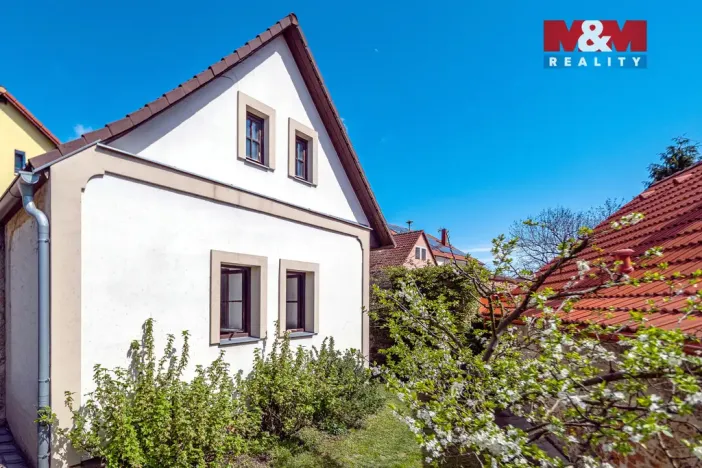 Prodej rodinného domu, Divišov, Horní náměstí, 213 m2