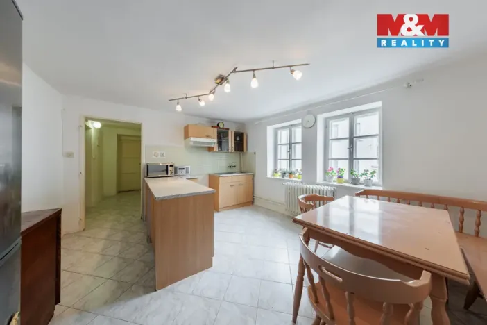 Prodej rodinného domu, Cheb, Kostelní náměstí, 148 m2