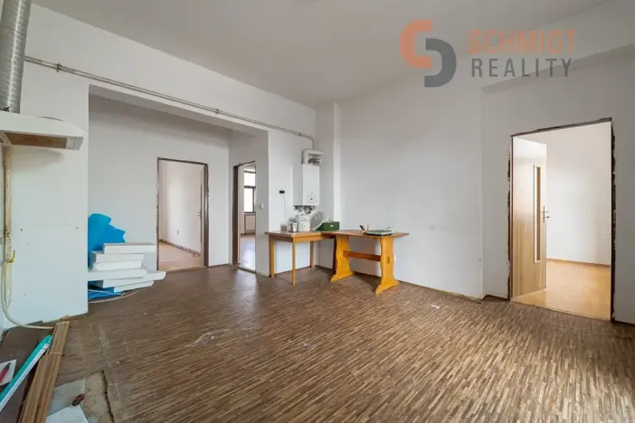Prodej obchodního prostoru, Břeclav, 17. listopadu, 900 m2