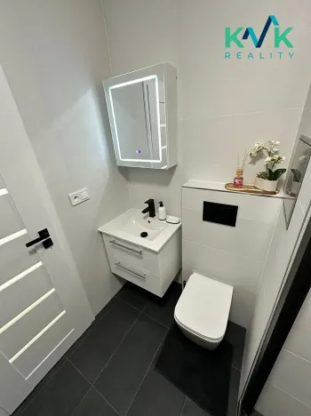 Prodej bytu 1+1, Karlovy Vary, Úvalská, 36 m2