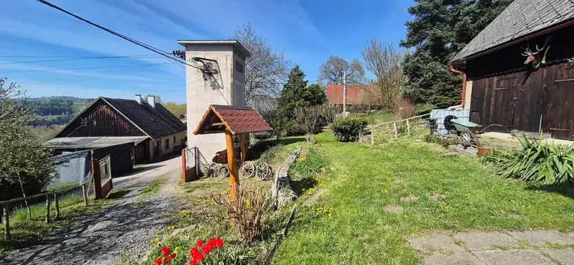 Prodej rodinného domu, Benešov u Semil, 150 m2