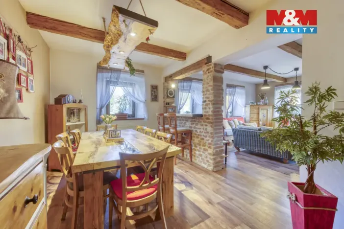 Prodej rodinného domu, Nýrsko - Hodousice, 189 m2