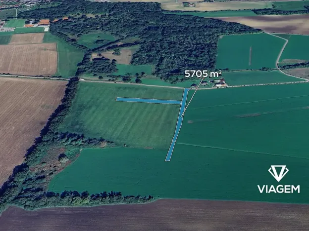 Prodej podílu pole, Lázně Bělohrad, 2380 m2