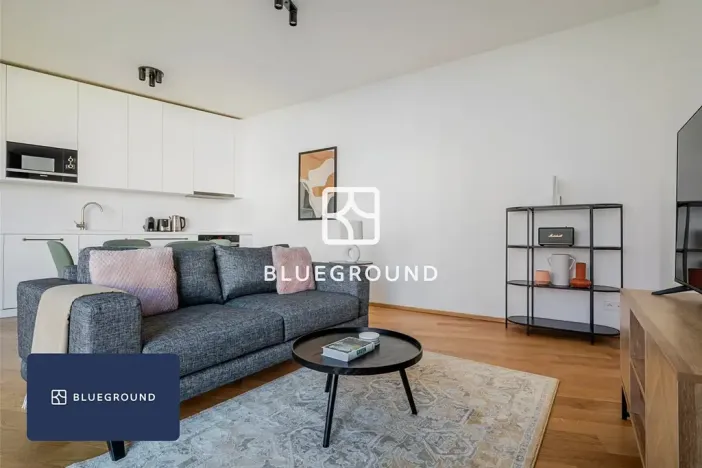 Pronájem bytu 2+kk, Praha - Holešovice, Komunardů, 56 m2