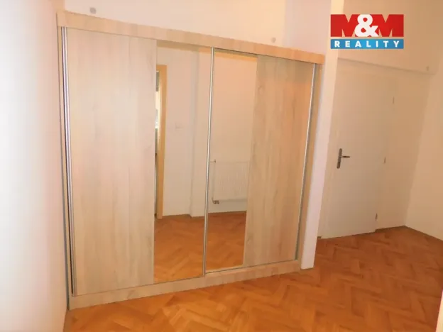 Pronájem bytu 2+1, Cheb, Svobody, 63 m2