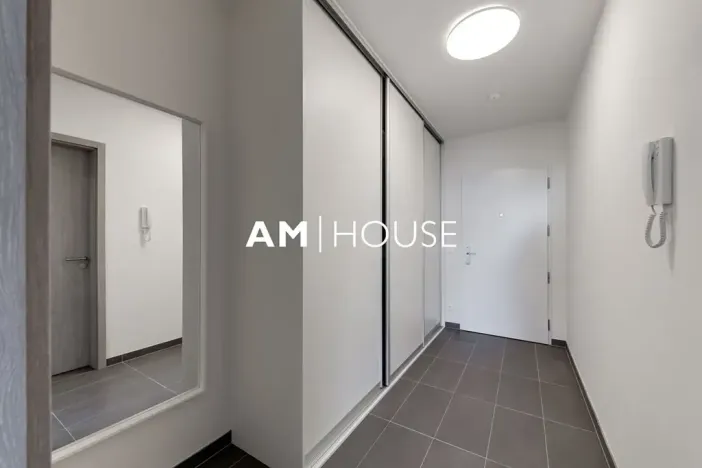 Pronájem bytu 1+kk, Praha - Strašnice, Zvěřinova, 38 m2