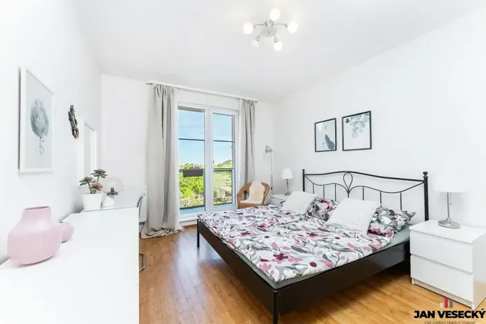 Prodej bytu 3+kk, Praha - Třeboradice, Špeciánova, 74 m2