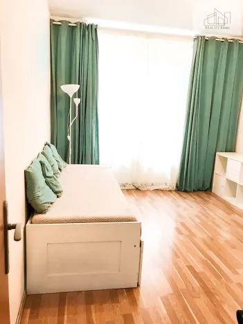 Pronájem bytu 1+kk, Praha - Karlín, Křižíkova, 24 m2