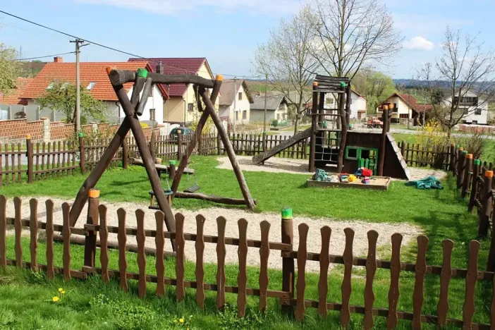 Prodej pozemku pro bydlení, Kamenice, 799 m2